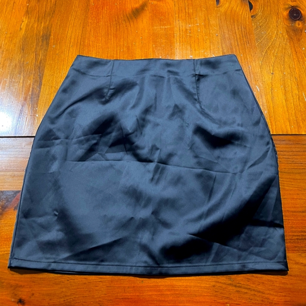 by the way Womens Classic black sheen‎ Satin mini Pencil skirt small